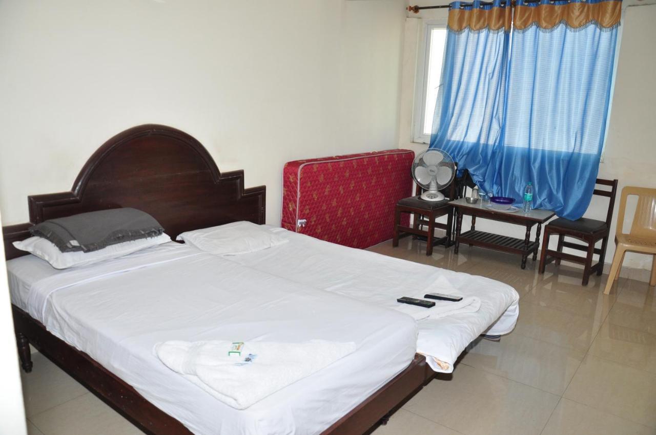 Dhanunjayas Luxury Hotel Hosūr المظهر الخارجي الصورة