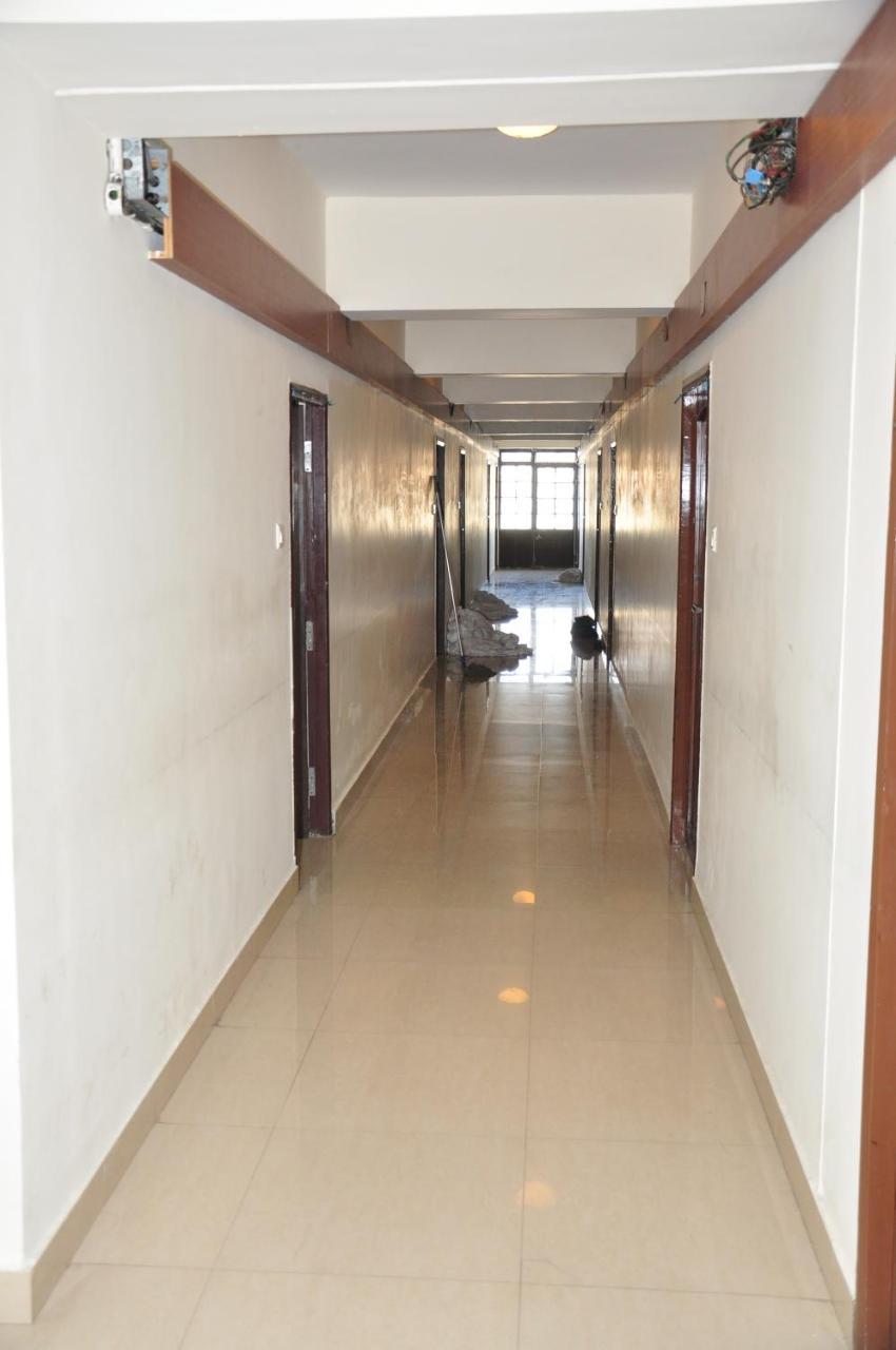 Dhanunjayas Luxury Hotel Hosūr المظهر الخارجي الصورة